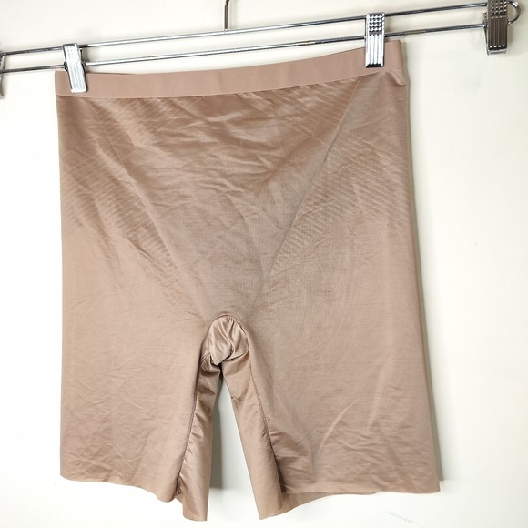 Spanx Invisible Mid-Thigh Shorts High Waist Thinstincts Smoothing - Picture 4 of 10